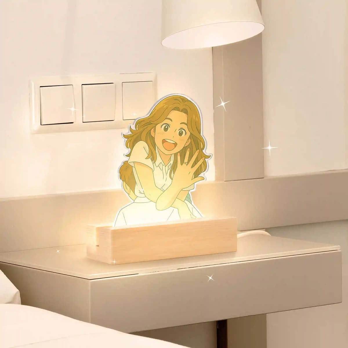 Lámpara metacrilato personalizada efecto 3D estilo Ghibli con base de madera para Aniversario