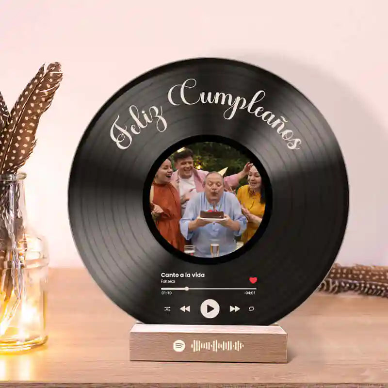 Tu disco de vinilo con tu foto y QR SPOTIFY para Cumpleaños