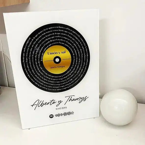 Cuadro Personalizado con Letra de Canción y Foto en Metacrilato